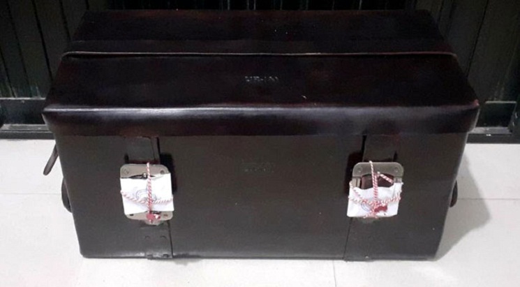 ৫৫ কোটি টাকার ইউরেনিয়ামসহ আটক ৩