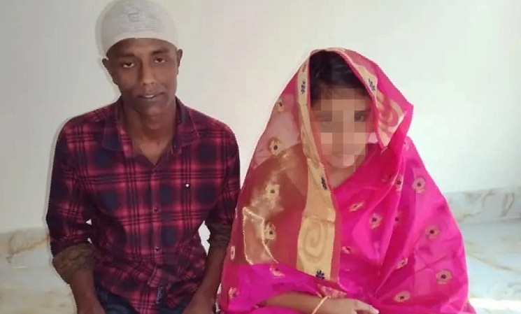 দুই স্বামী, একজনকে নিয়ে পলায়নকালে তুলকালাম!