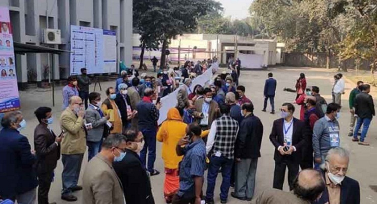 জাতীয় প্রেসক্লাব নির্বাচনে চলছে ভোটগ্রহণ