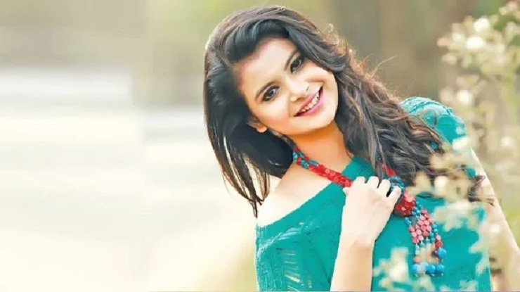 ফিরলেন ফারিয়া