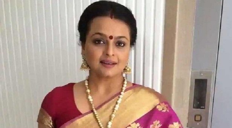 বলিউডে প্রথম করোনা ভ্যাকসিন পেলেন এই অভিনেত্রী