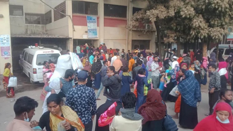 কক্সবাজার সদর হাসপাতালে আগুন, রোহিঙ্গা নারীর মৃত্যু 