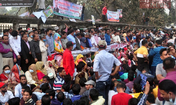 প্রেসক্লাবে বিএনপির বিক্ষোভ, পুলিশ মোতায়েন