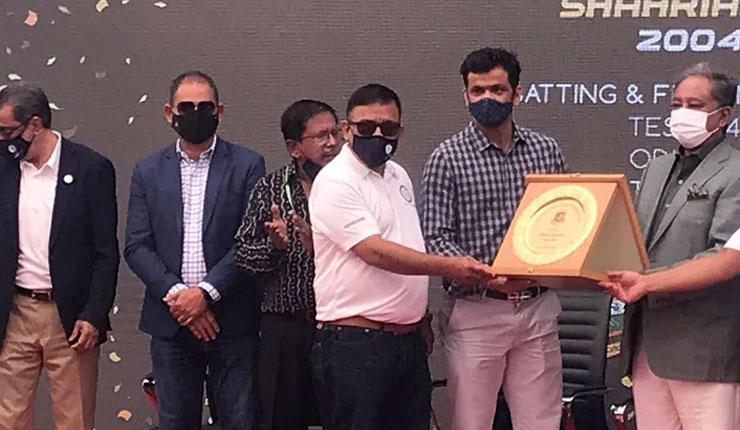 দেশে প্রথম ২০০ উইকেট শিকারি রাজ্জাক অবসরে