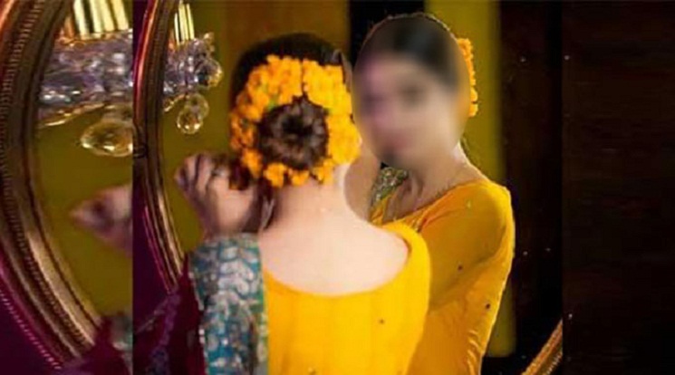 বাসায়-হোটেলে একান্তে সময় কাটানোর ব্যবস্থা করেন তিনি