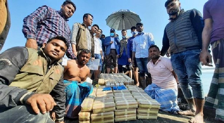 সাত বস্তা ইয়াবা উদ্ধার মামলায় পাঁচ আসামির রিমান্ড