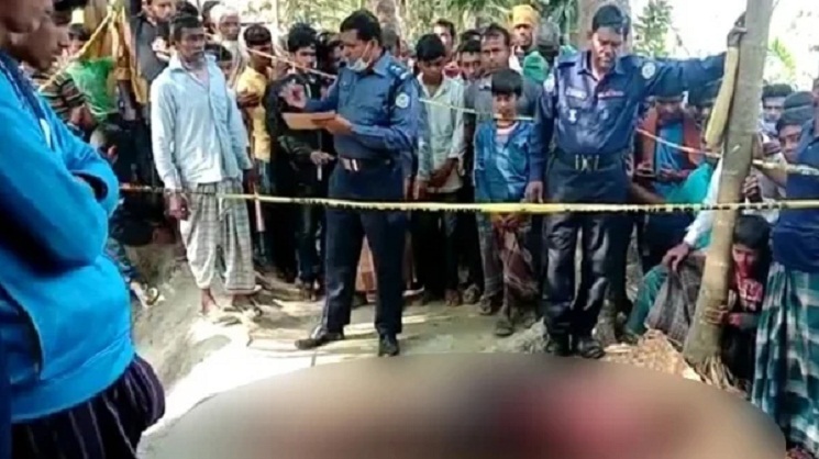 ২০ ফুট উপরে ঝুলছিল যুবকের মরদেহ