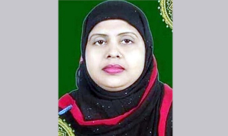 বিউটি পার্লার কর্মীকে দিয়ে দেহব্যবসা করান নারী কাউন্সিলর