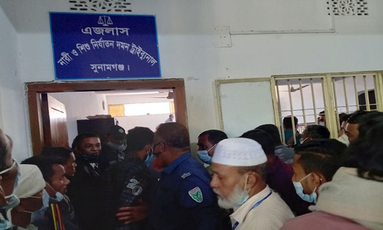 ৬৫ মামলায় স্ত্রীর কাছে ৫৪ স্বামী, কারাদণ্ড ১১