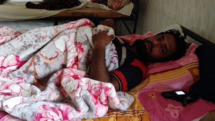 গ্রাম পুলিশকে পেটালেন আওয়ামী লীগ নেতার ভাই