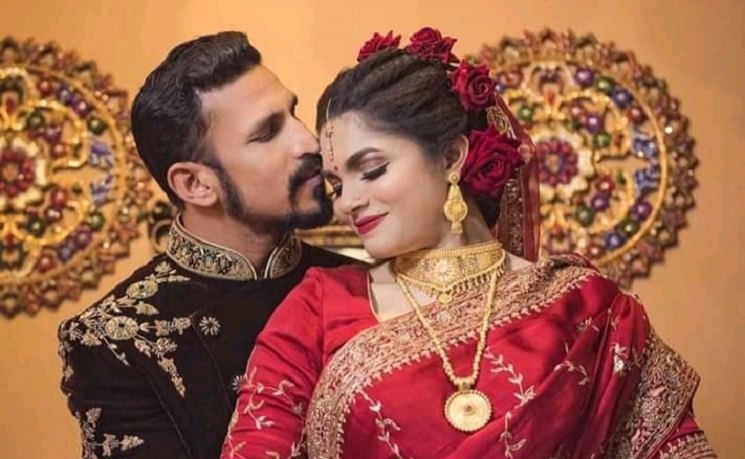 মাঝরাতে তামিমার ফেসবুক স্ট্যাটাস, জানা গেলো আসল ঘটনা