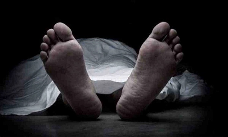 নোয়াখালীতে স্ত্রীকে গলা কেটে হত্যা, স্বামী আটক