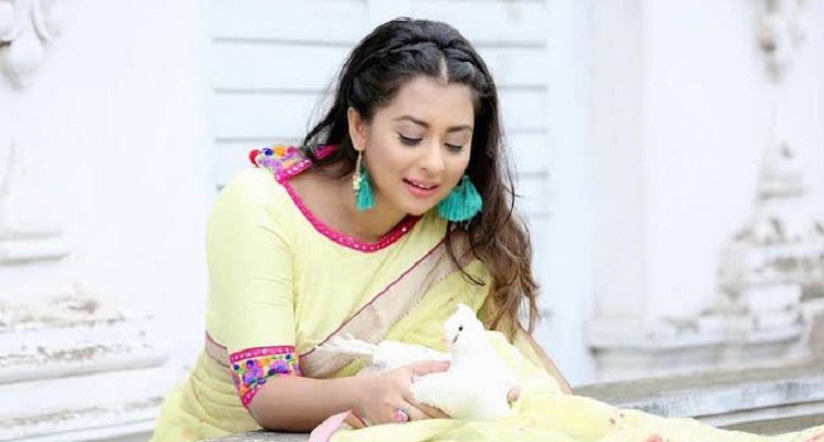 এবার প্রযোজকের বাড়িতে দেখা গেলো বুবলিকে, কারণটা কি