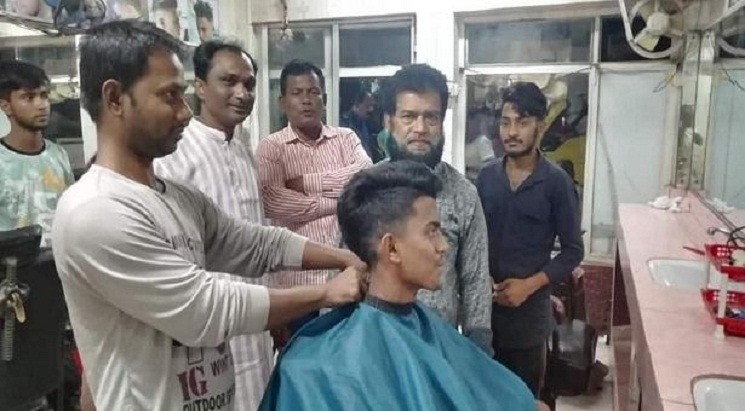 আটকের ভয়ে সেলুনে ভিড়, চুল কাটার হিড়িক