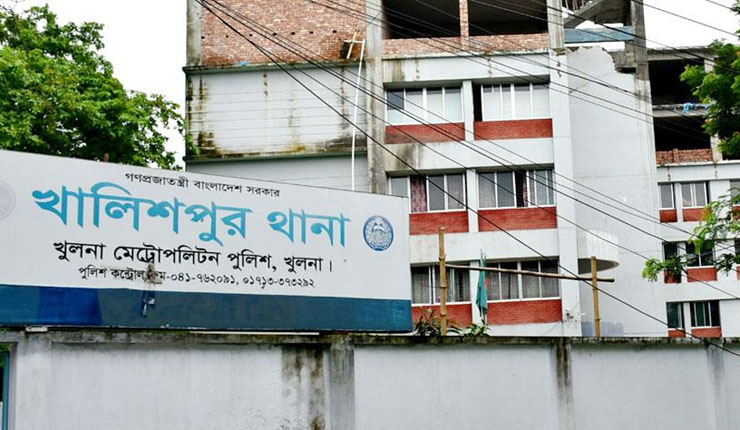 যৌতুক দাবিতে মারধর, পুলিশ পরিদর্শকের বিরুদ্ধে স্ত্রীর মামলা