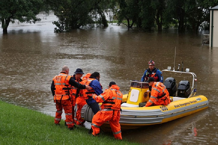 ৬০ বছরের মধ্যে সবচেয়ে বড় বন্যার আশঙ্কায় অস্ট্রেলিয়া