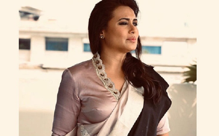 এবার সন্তানের জন্য গোটা একটি দেশের সঙ্গে লড়াইয়ের ঘোষণা রানির!