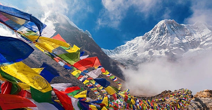 ভিসা ছাড়া কম খরচে বাসে নেপাল ভ্রমণ করবেন যেভাবে