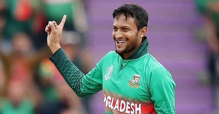 রাতে দেশে ফিরছেন সাকিব আল হাসান