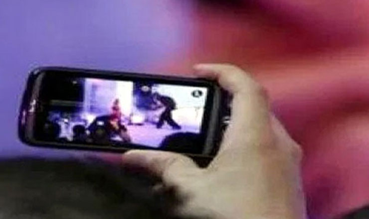 টাকার লোভ দেখিয়ে ৮ বছরের শিশুকে ধর্ষণ, ভিডিও ধারণ