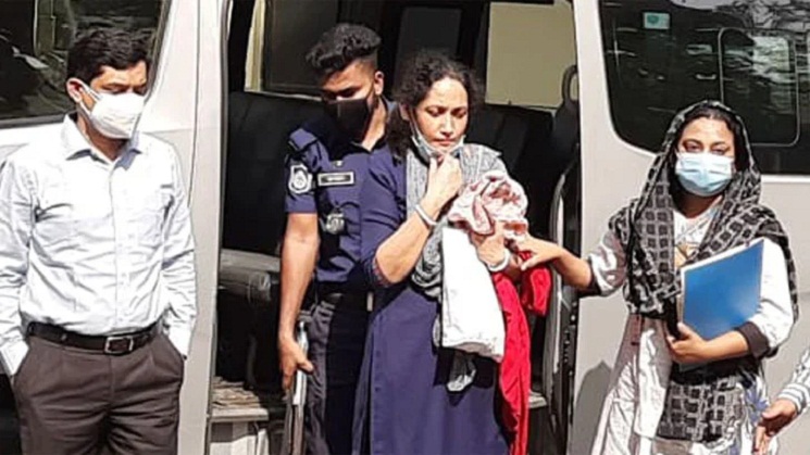পি কে হালদারের বান্ধবী শুভ্রার ৫ দিনের রিমান্ড