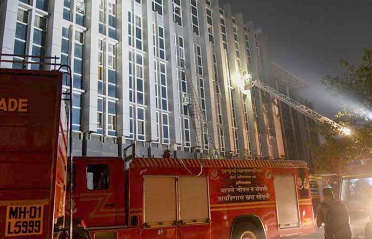 মুম্বাইয়ে হাসপাতালে আগুন, করোনা আক্রান্ত ৩ জনের মৃত্যু