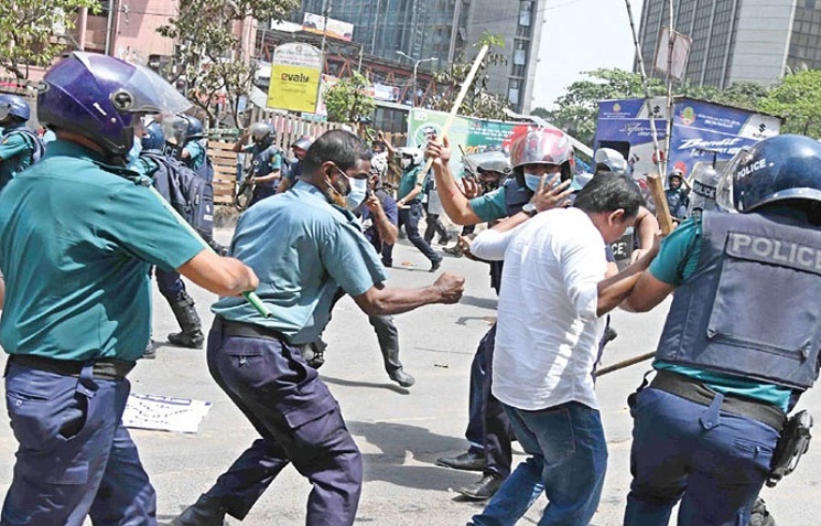 মোদিবিরোধী বিক্ষোভ: ৩১ জনের ১০ দিন করে রিমান্ড চায় পুলিশ