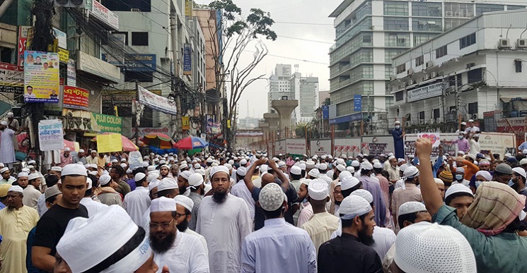 যে কারণে হেফাজতের ২৩ নেতার ব্যাংক হিসাব তলব
