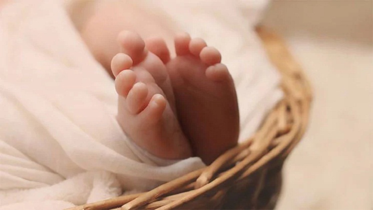 পৃথিবীতে প্রথম তিন পুরুষাঙ্গ নিয়ে জন্মাল শিশু