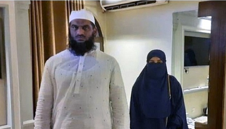 ঝর্ণাসহ দুই নারীকে খুঁজছে পুলিশ