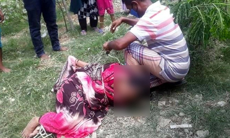 চুরির অভিযাগে নারীকে হাত-পা বেঁধে নির্যাতন! কাটা হলো চুল