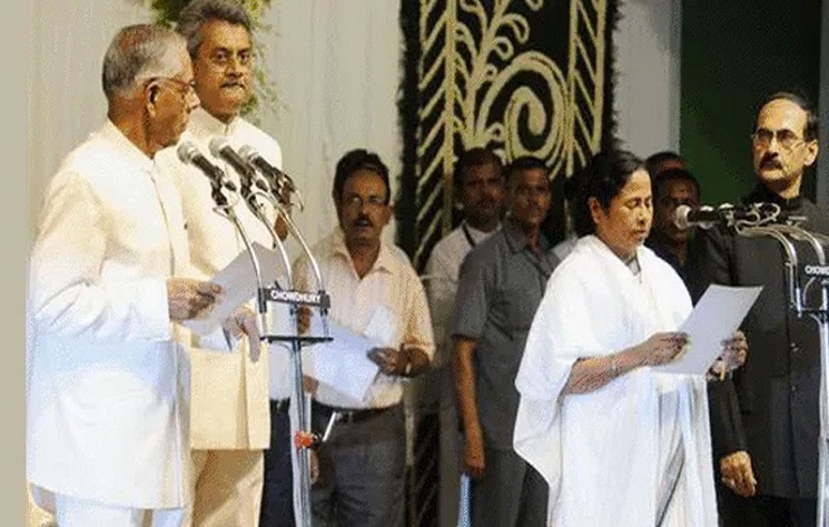 ‘হ্যাটট্রিক’ শপথ মমতার 