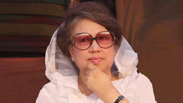 ‘ফিঙ্গার প্রিন্ট, স্বাক্ষর ছাড়াই দ্রুত’ পাসপোর্ট পাচ্ছেন খালেদা জিয়া 