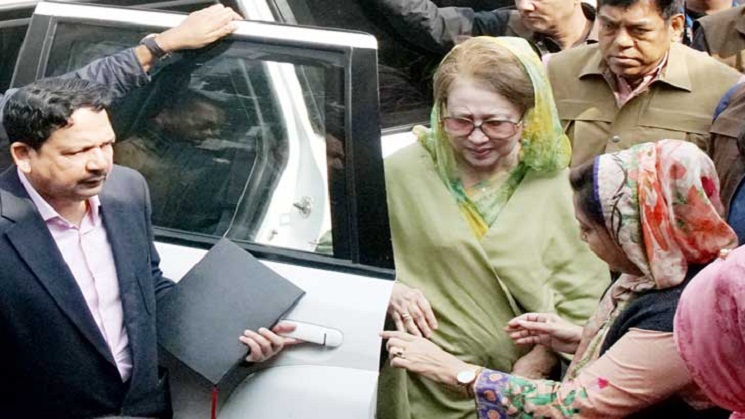 খালেদা জিয়ার সঙ্গে লন্ডনে যারা যাবেন 