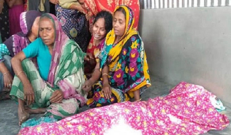 লাল চুড়ি ও লিপস্টিক না পেয়ে আত্মহত্যা করে শিশু