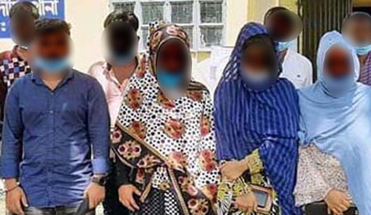 আবাসিক হোটেল থেকে ৮ তরুণ-তরুণী আটক
