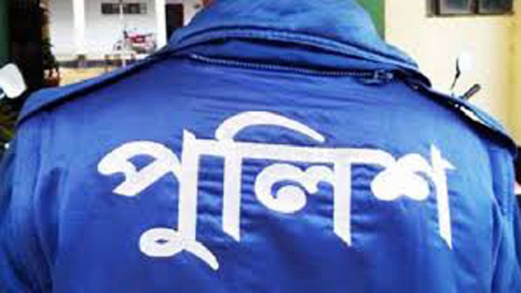 কোয়ারেন্টিনে থাকা তরুণীকে ধর্ষণের অভিযোগে পুলিশ গ্রেফতার
