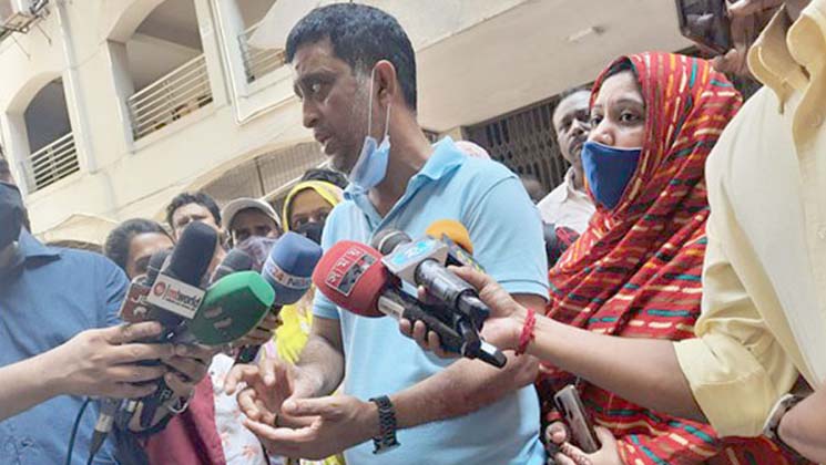 রোজিনাকে হেনস্তার ঘটনায় মামলা করবেন স্বামী