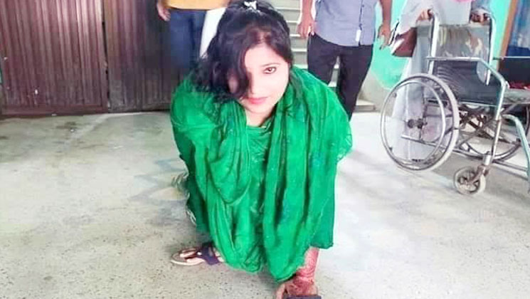 হঠাৎ চাকরি পেয়ে উচ্ছ্বসিত বিশেষ চাহিদাসম্পন্ন আকলিমা