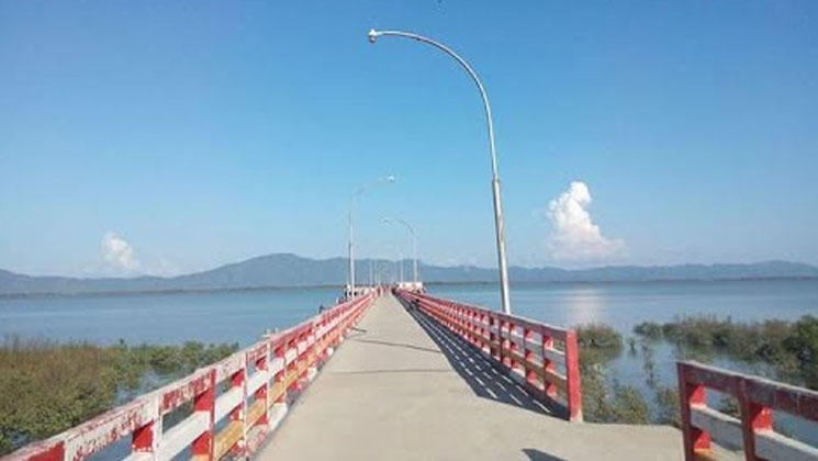 আজ থেকে টেকনাফে কেউ ঢুকতে পারবে না