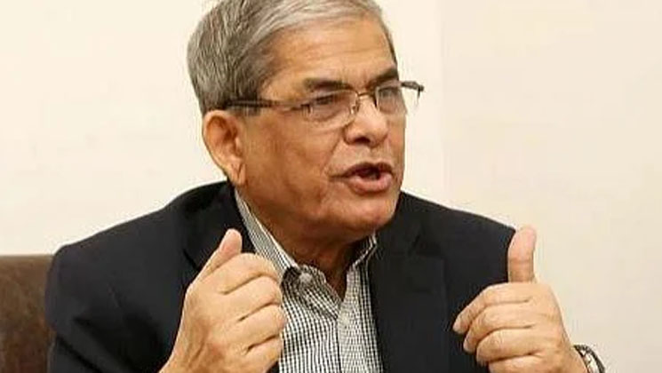 সাংবাদিকদের ‘শিক্ষা দিচ্ছে’ সরকার: মির্জা ফখরুল