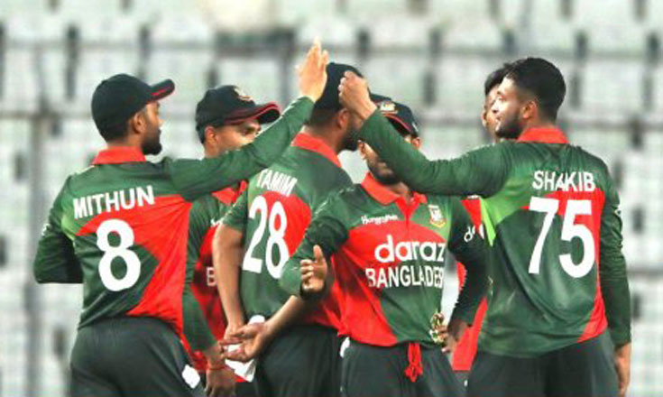 শ্রীলংকাকে হারিয়ে শীর্ষে বাংলাদেশ