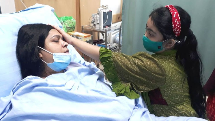রোজিনা ইসলামের ফেসবুক হ্যাকড করলো কে?