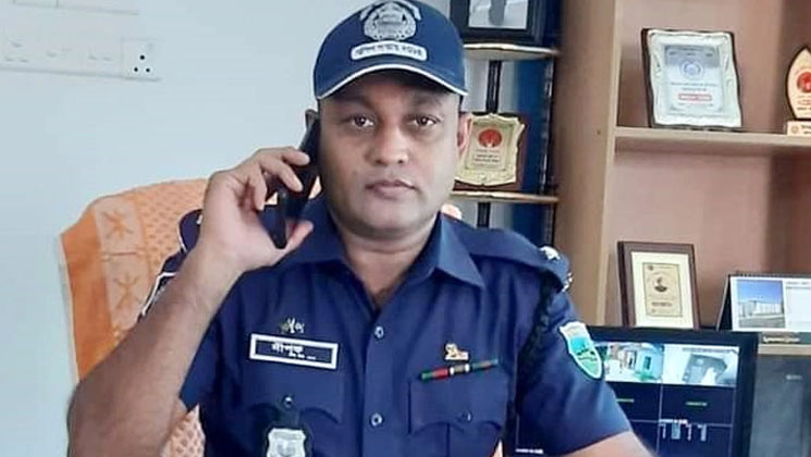 উল্লাপাড়া থানার ওসির বিরুদ্ধে মামলা