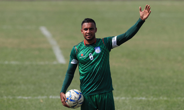 জামালসহ ৩ ফুটবলার নিষিদ্ধ 
