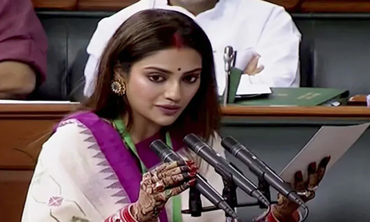 'হিন্দুদের বোকা বানাতে মাথায় সিঁদুর পরে ভোট নিয়েছে নুসরত'