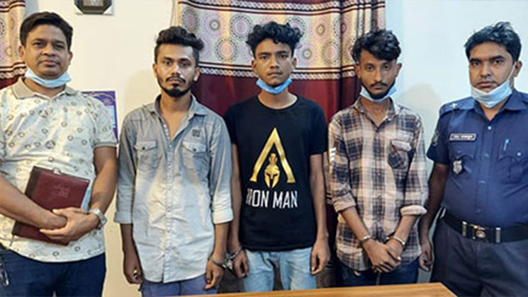 ভাইয়ের সামনে থেকে বোনকে তুলে নিয়ে যৌন নিপীড়ন