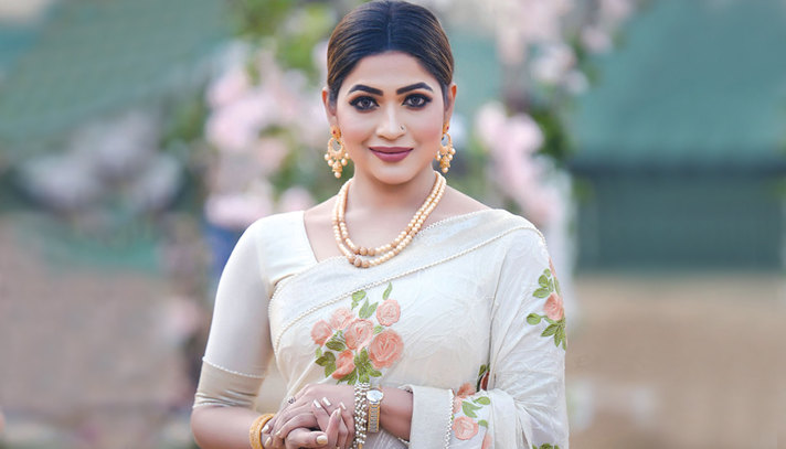 অবশেষে কান উৎসবে বাঁধন