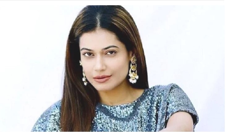 খুনের হুমকি দিয়ে গ্রেফতার অভিনেত্রী