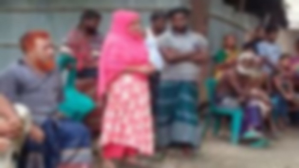 গোপনে ভাবিকে বিয়ে, গ্রামছাড়া নব দম্পতি